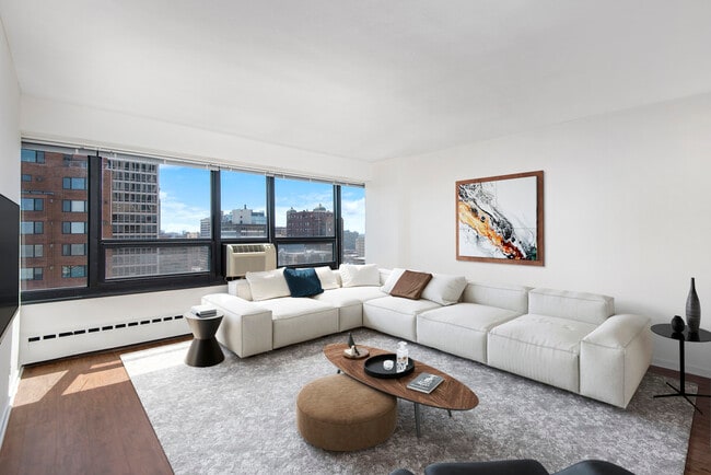 Foto del edificio - 3130 N. Lake Shore Drive