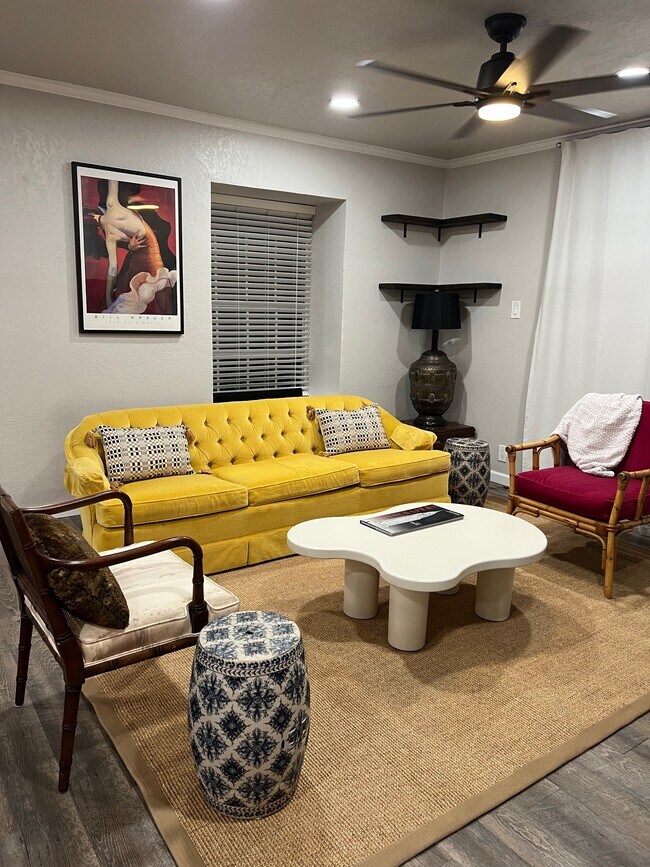 Foto del edificio - 168 Barilla Pl