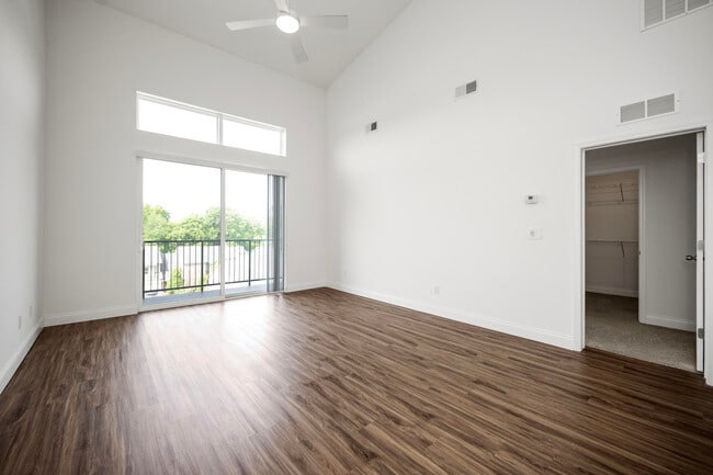 Building Photo - 231 Walton Ave
