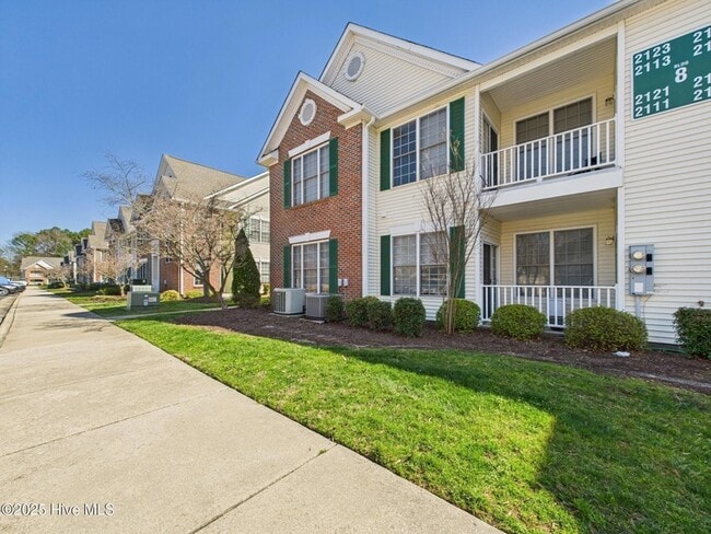 Building Photo - 2111 Kudrow Ln