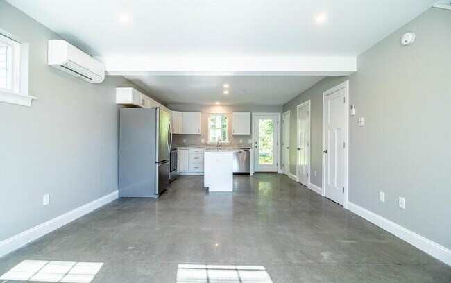 Foto del edificio - 3 Heritage Ln