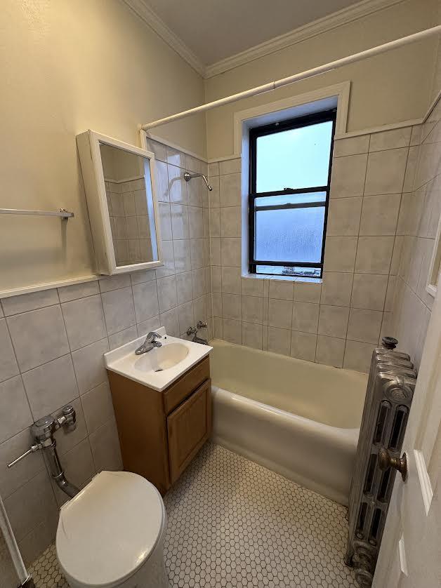 Building Photo - 0 bedroom in Chicago IL 60613