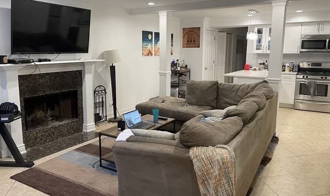 Photo - 2 bedroom in Chicago IL 60642 Apartment