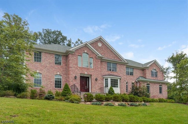 Building Photo - 85 Farbrook Dr