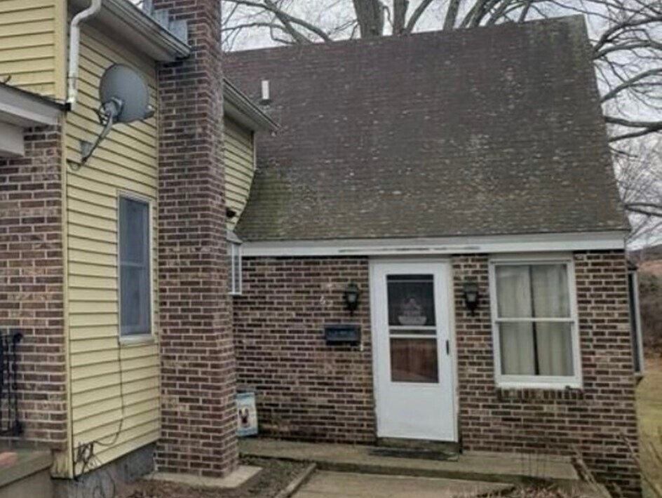 Foto principal - 62 Pleasant St