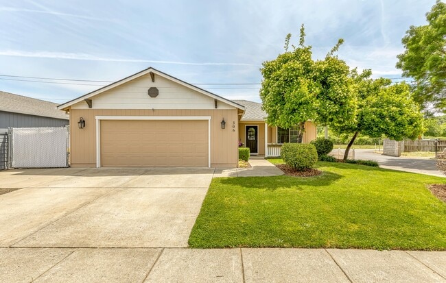 Building Photo - 306 Sandi Way