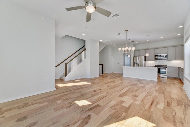 Foto del edificio - 4622 Vaughan St