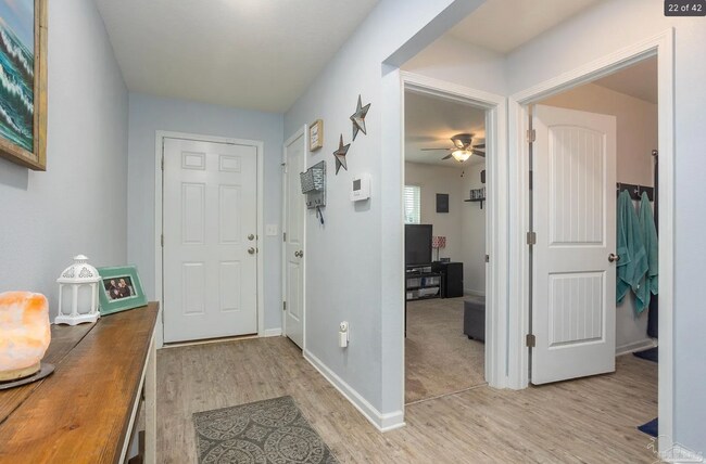 Foto del edificio - 9470 Lutoo Ln