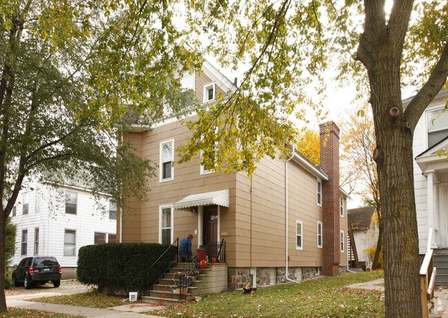 600 E Kingsley St, Ann Arbor, MI 48104 Apartments Ann
