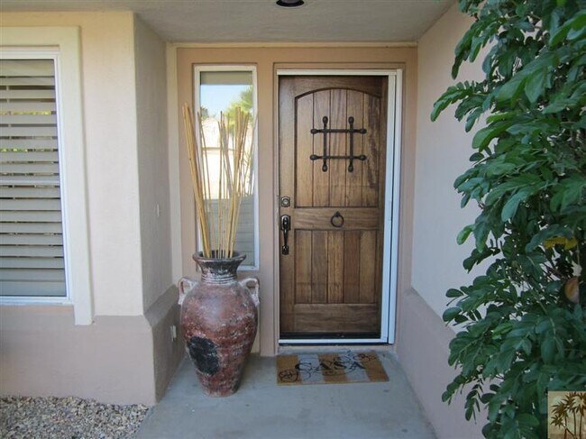 Foto del edificio - 78415 Silver Sage Dr