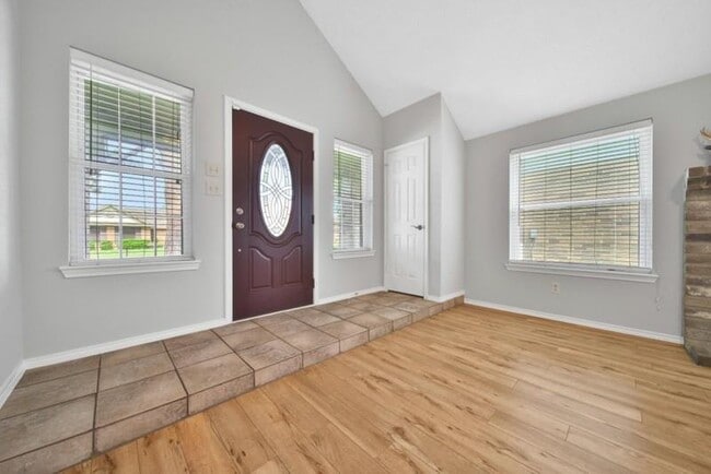 Building Photo - 1223 Berrystone Trail