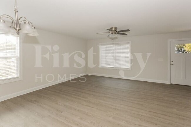 Foto del edificio - 404 West 9th Street