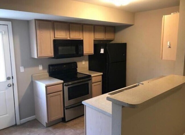 Foto del edificio - 3902 Snowy Owl Dr