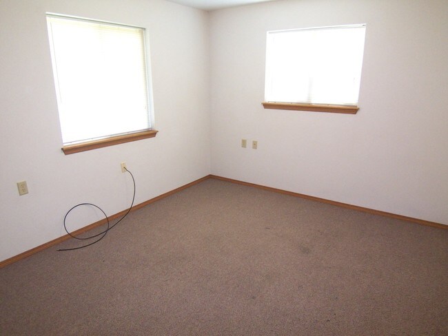 Foto del edificio - Ground Floor 1 Bedroom Handicapped Unit