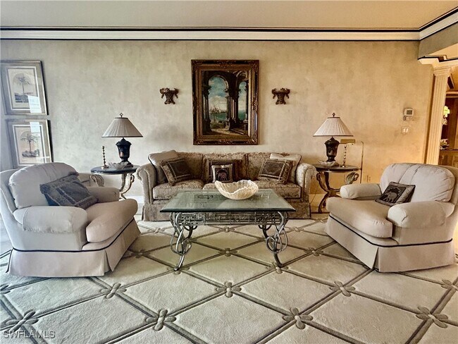 Foto del edificio - 8990 Bay Colony Dr