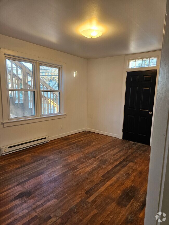 Apartments For Rent in Taftville, CT with Yard 1 Rentals