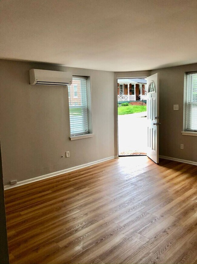 Foto del edificio - 418 N Darlington St