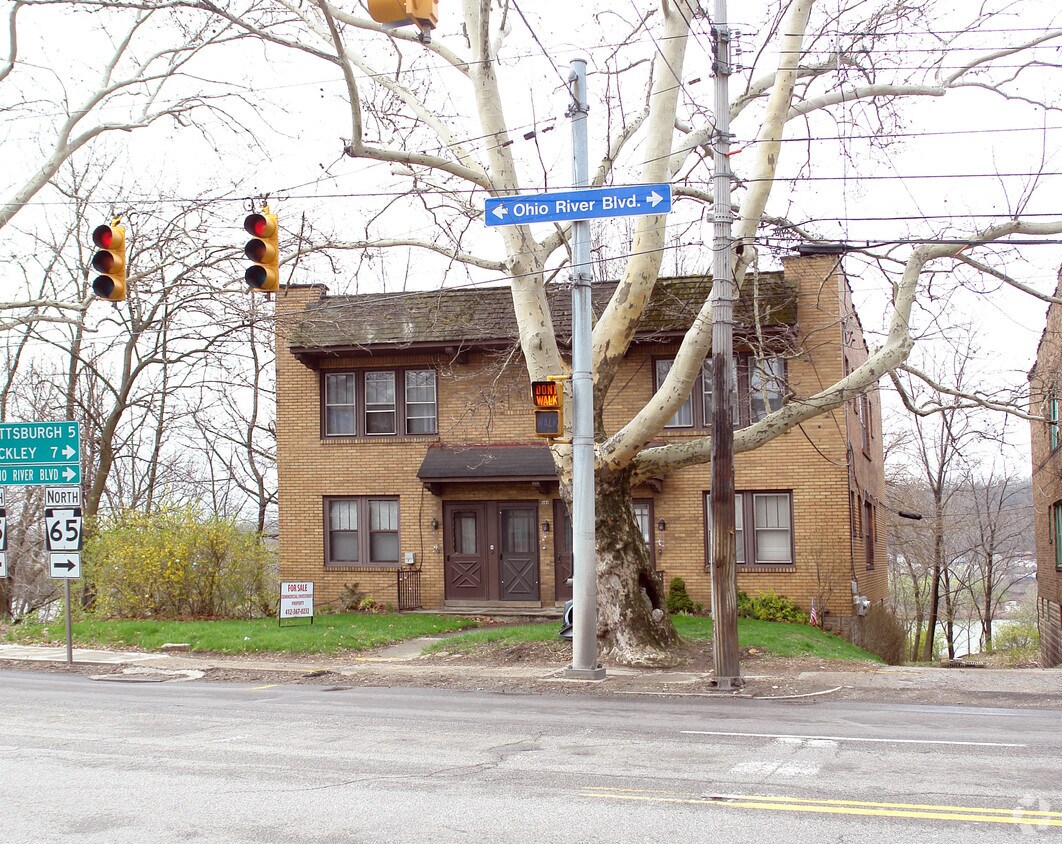 Foto principal - 860 Ohio River Blvd