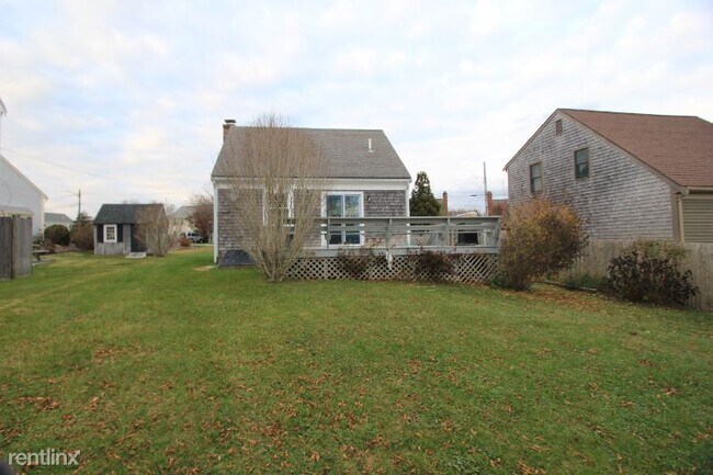 Building Photo - 2 br, 1 bath House - 54 Dillingham Ave