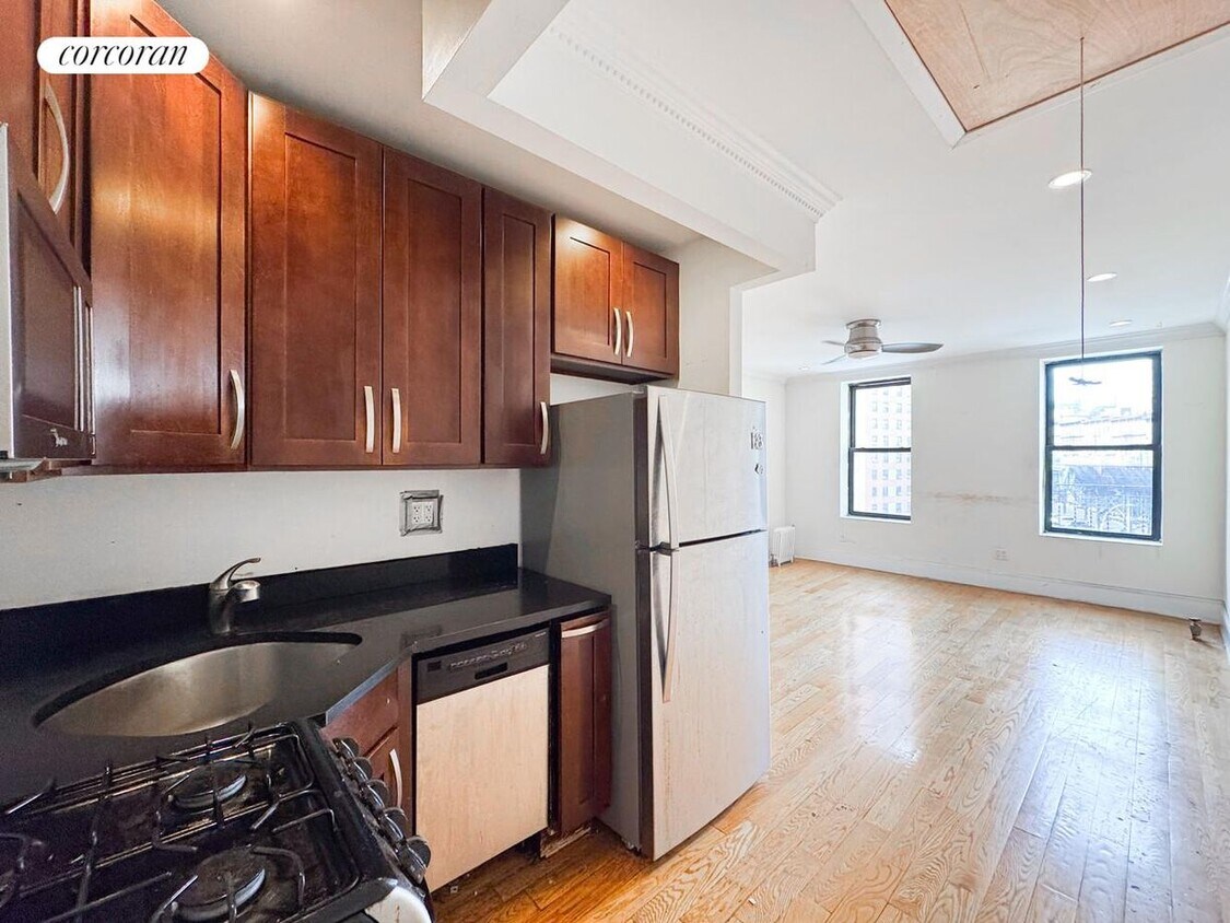 Foto principal - 567 W 125th St