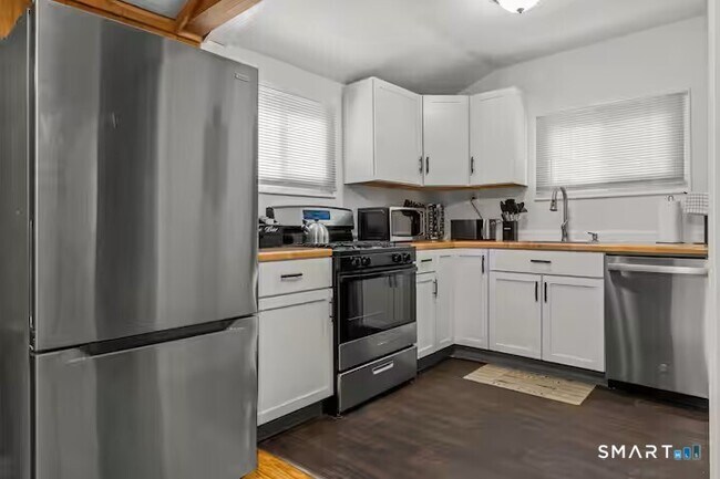 Foto del edificio - 29 Shore Dr