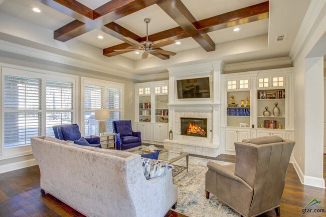 Foto del edificio - 4725 Cascades Shoreline Dr