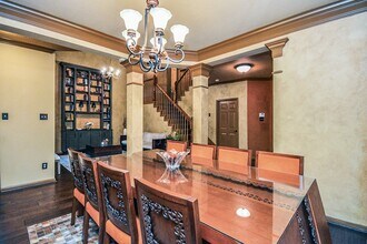 Building Photo - 12906 Kingsbridge Ln