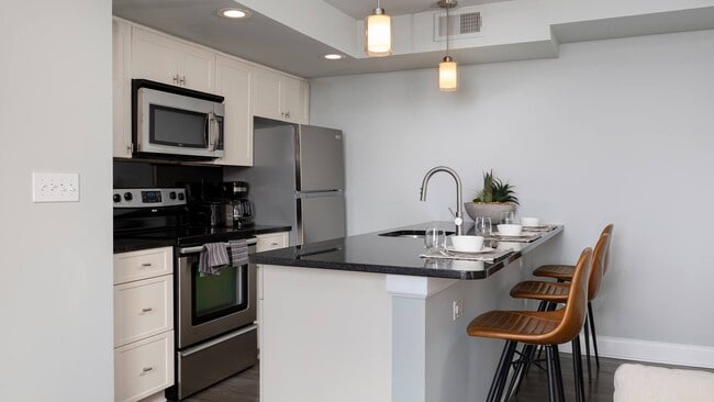 Building Photo - The Pepper Building