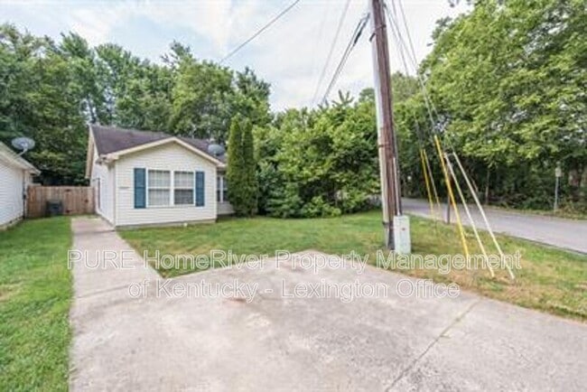 Photo - 1034 Marshall Park Drive House