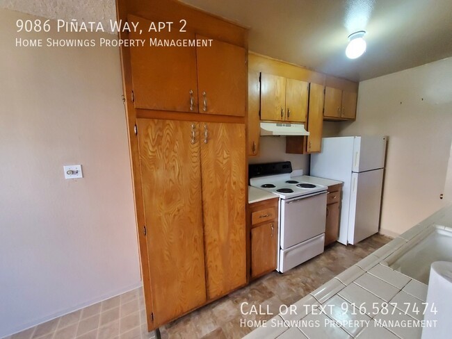 Building Photo - Pinata Way APT 2,