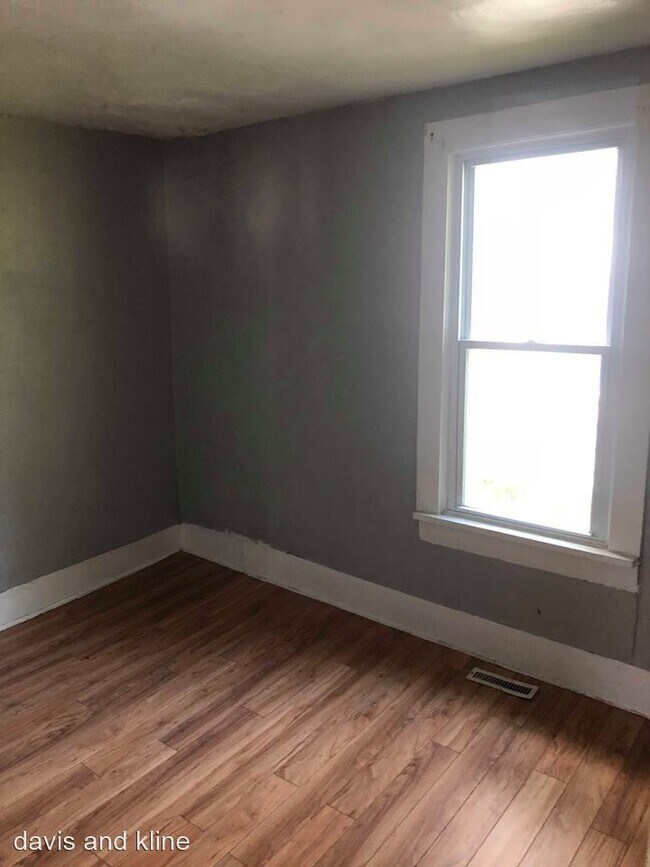 Building Photo - 1 br, 1 bath House - 44 Raleigh Avenue