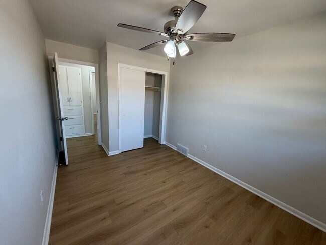 Foto del edificio - 6130 49th Ave
