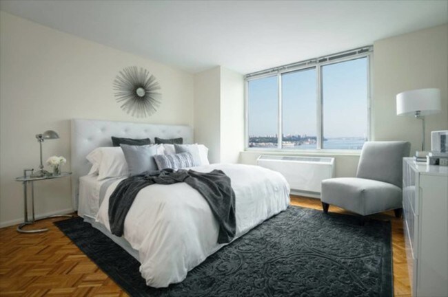 Foto del edificio - 650-651 W 42nd St