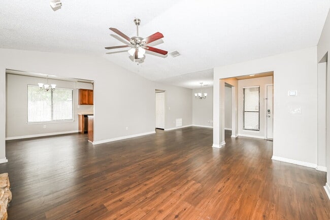 Building Photo - 3834 Olympic Ln