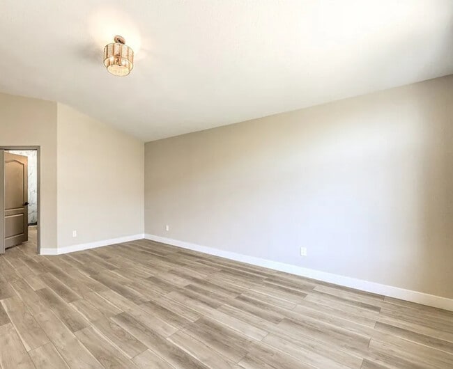 Building Photo - 3162 Alston Dr