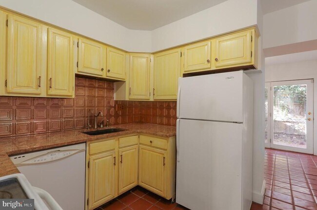 Foto del edificio - 1019 N Monroe St