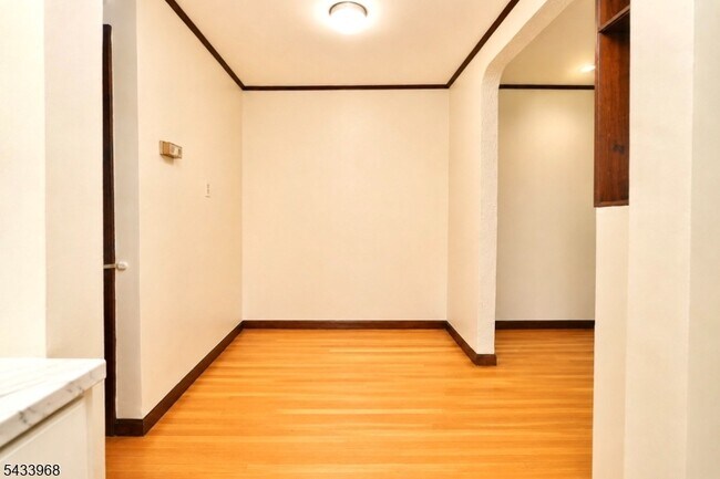 Foto del edificio - 15 Carpenter Terrace N
