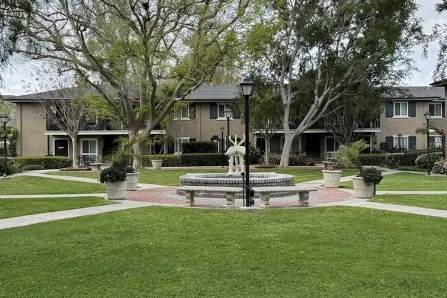 Photo - Newly Renovated 1 Bedroom Unit only 10 minutes from Disneyland House