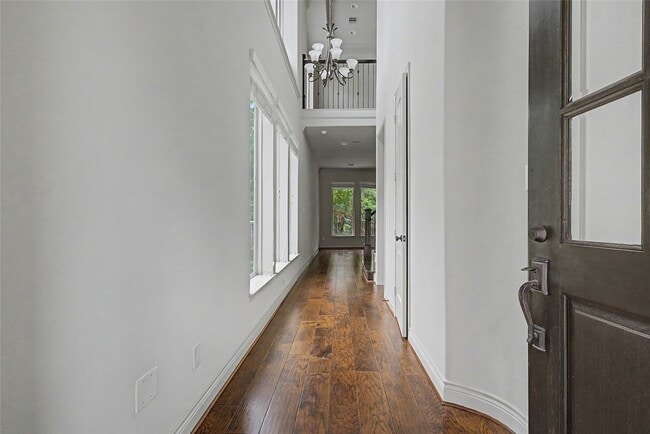 Building Photo - 38 Jonquil Pl