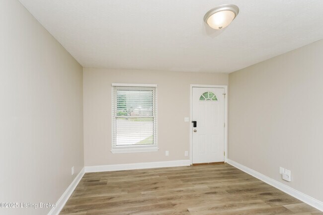 Foto del edificio - 10901 Altsheler Pl