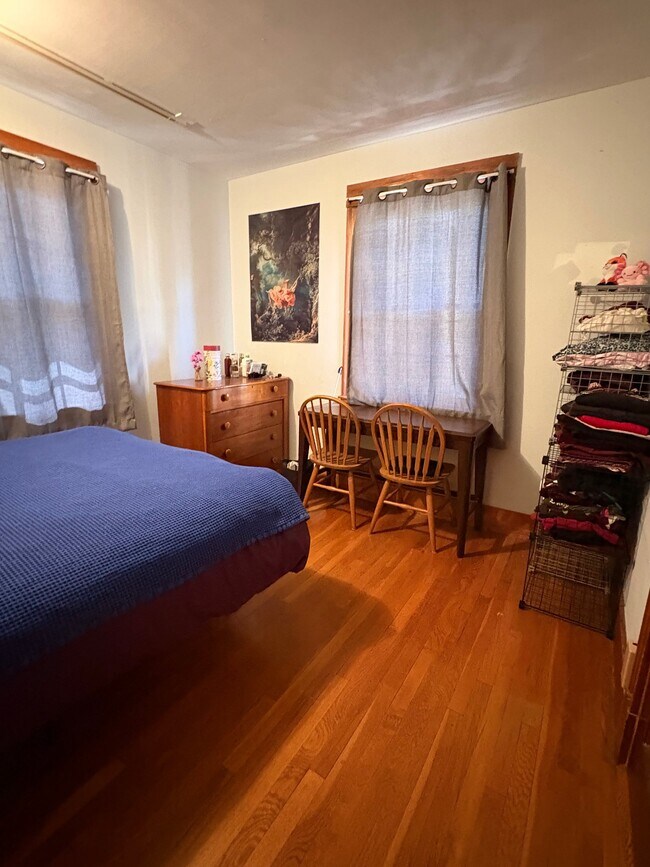 Foto del edificio - 1446 Cambridge St