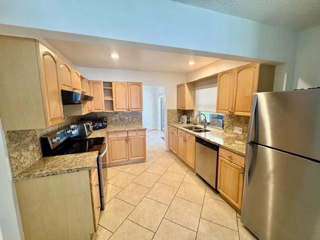 Foto del edificio - 3720 Coral Hills Dr