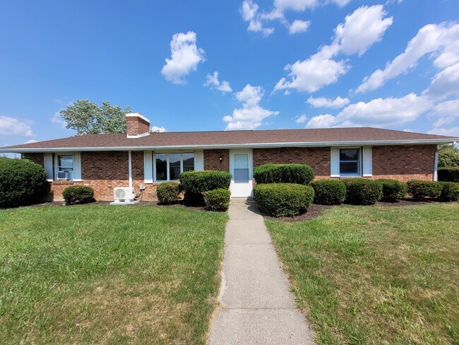 Foto del edificio - 1498 Edgewood Dr