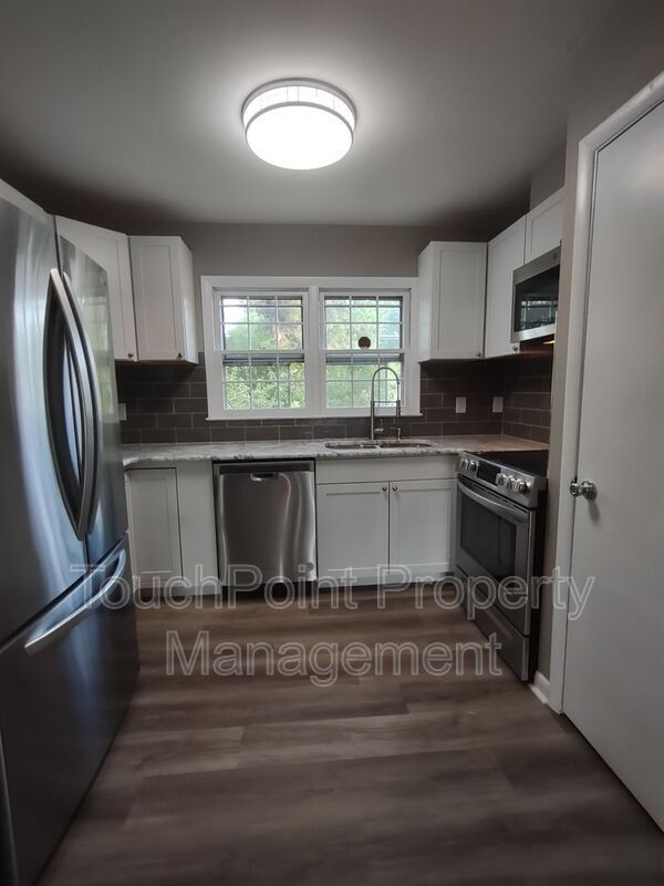 Photo - 4601 Coronado Dr Apartment