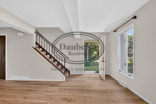 Building Photo - 5409 Westcastle Dr