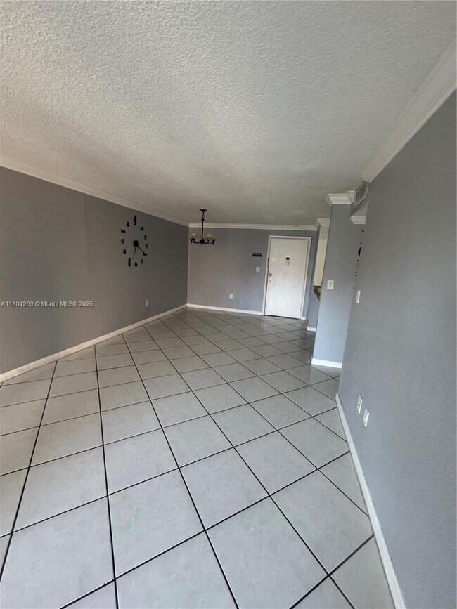 Foto del edificio - 4670 W 13th Ln