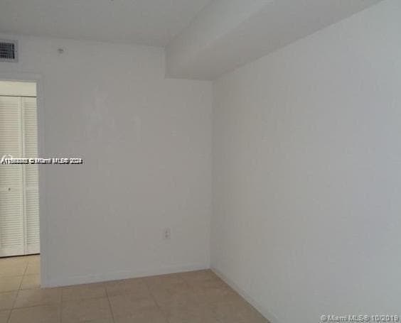 Foto del edificio - 4836 N State Rd 7