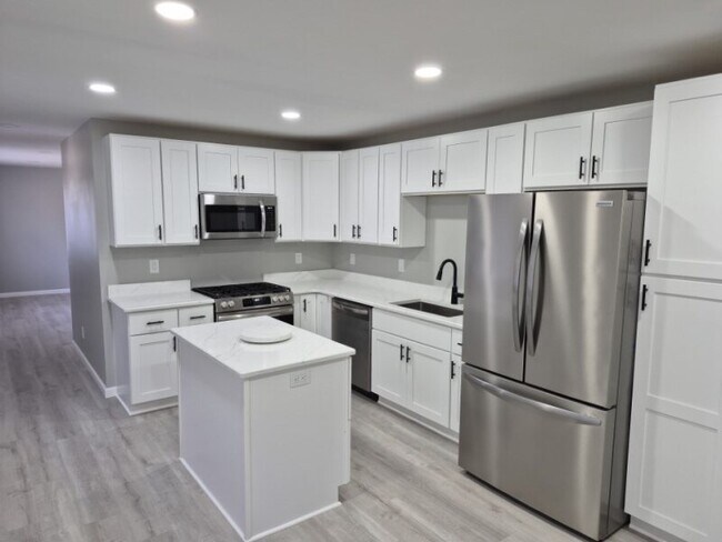 Foto del edificio - 35047 Harroun St