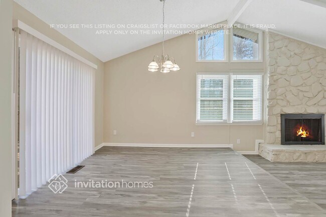 Foto del edificio - 3623 Mill Lake Dr