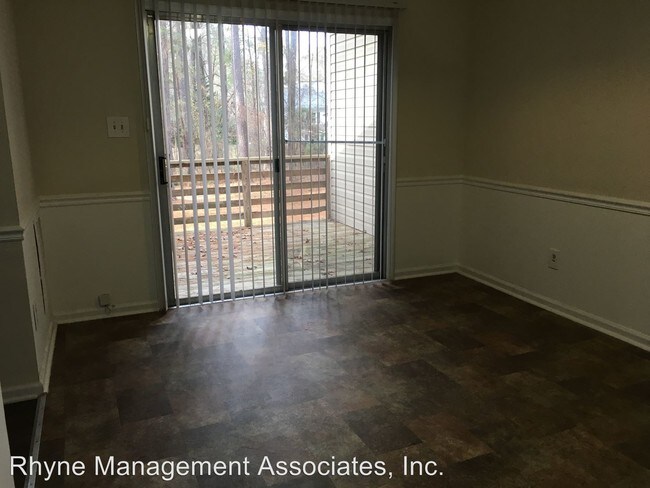 Foto del edificio - 7117-7119 Harps Mill Rd